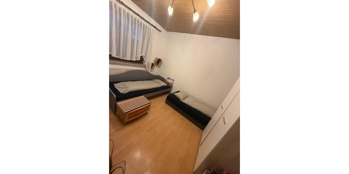 Wohnen auf Zeit Baddeckenstedt - 6 Zimmer, 200 m&sup2;, 18&euro; | Angebot:25424830