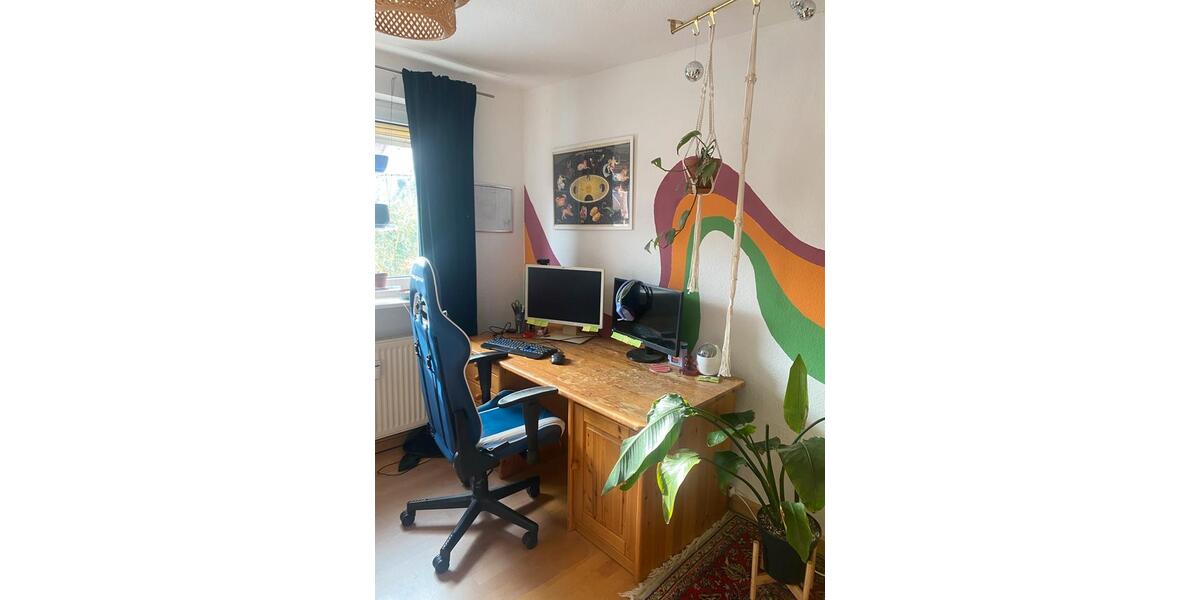 Wohnen auf Zeit Würzburg Heuchelhof - 20 Zimmer, 110 m&sup2;, 450&euro; | Angebot:24791048