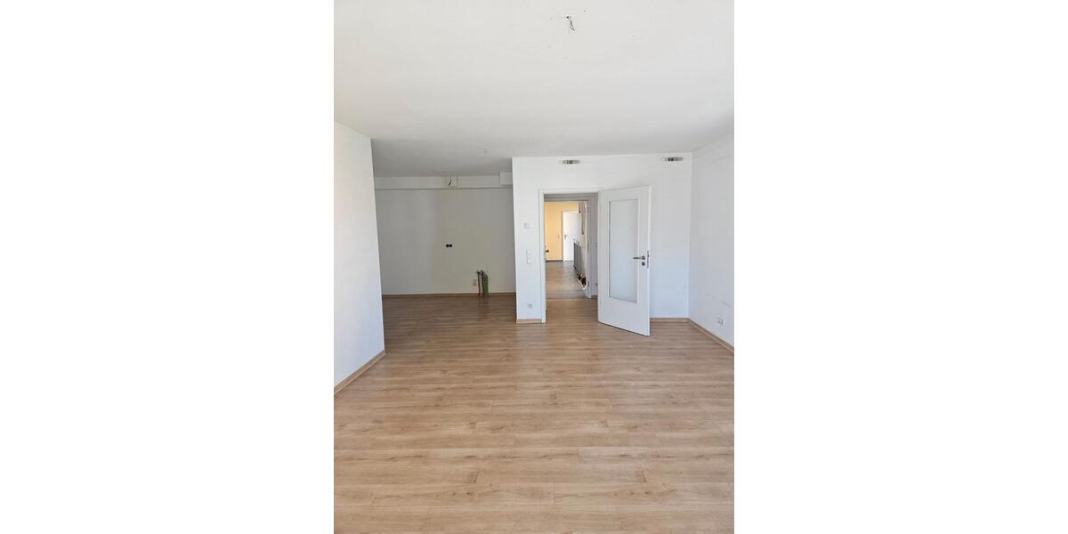 Etagenwohnung Bad Staffelstein - 3 Zimmer, 77 m&sup2;, 730&euro; | Angebot:26424666