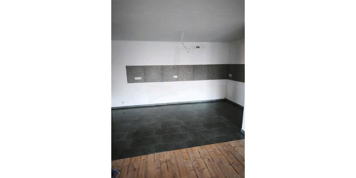 Etagenwohnung Roßleben-Wiehe Wiehe - 3 Zimmer, 85 m&sup2;, 880&euro; | Angebot:26286388