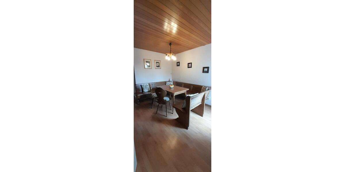 Wohnen auf Zeit Nagold - 8 Zimmer, 270 m&sup2;, 20&euro; | Angebot:24643799