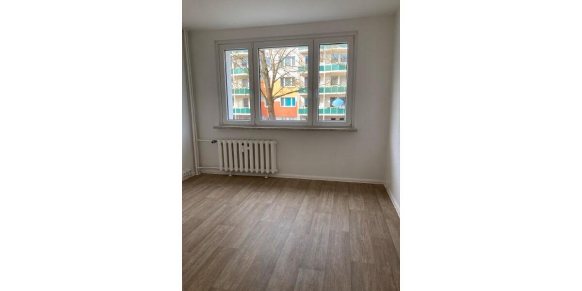 Etagenwohnung Bernburg (Saale) - 4 Zimmer, 73 m&sup2;, 426&euro; | Angebot:26678140