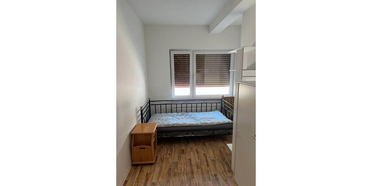 Wohnen auf Zeit Freren - 18 Zimmer, 230 m&sup2;, 16&euro; | Angebot:26287866
