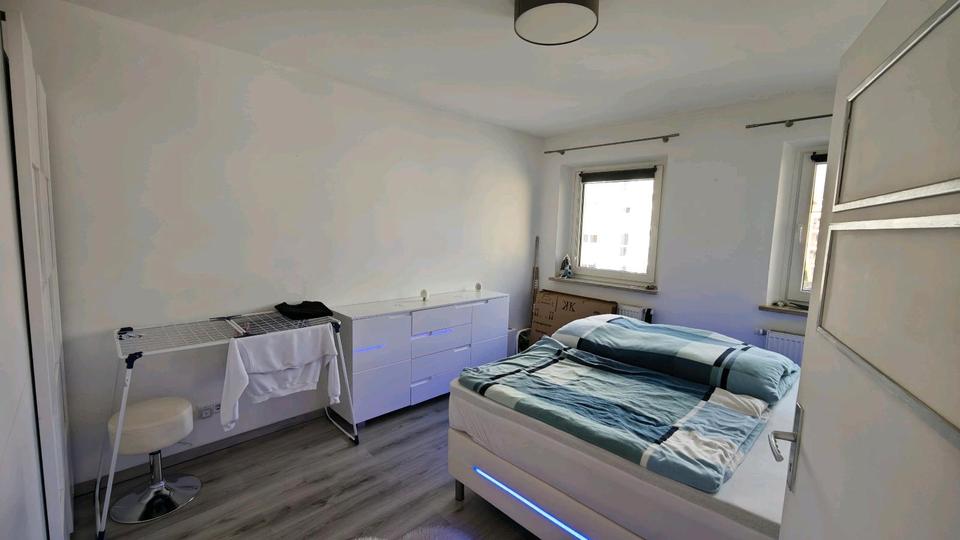 Etagenwohnung Nürnberg Zerzabelshof - 4 Zimmer, 80 m&sup2;, 1.350&euro; | Angebot:25852638