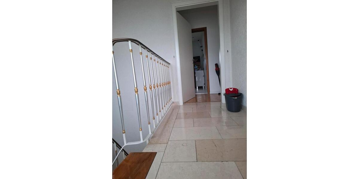 Etagenwohnung Pfungstadt - 3 Zimmer, 110 m&sup2;, 1.250&euro; | Angebot:25341794