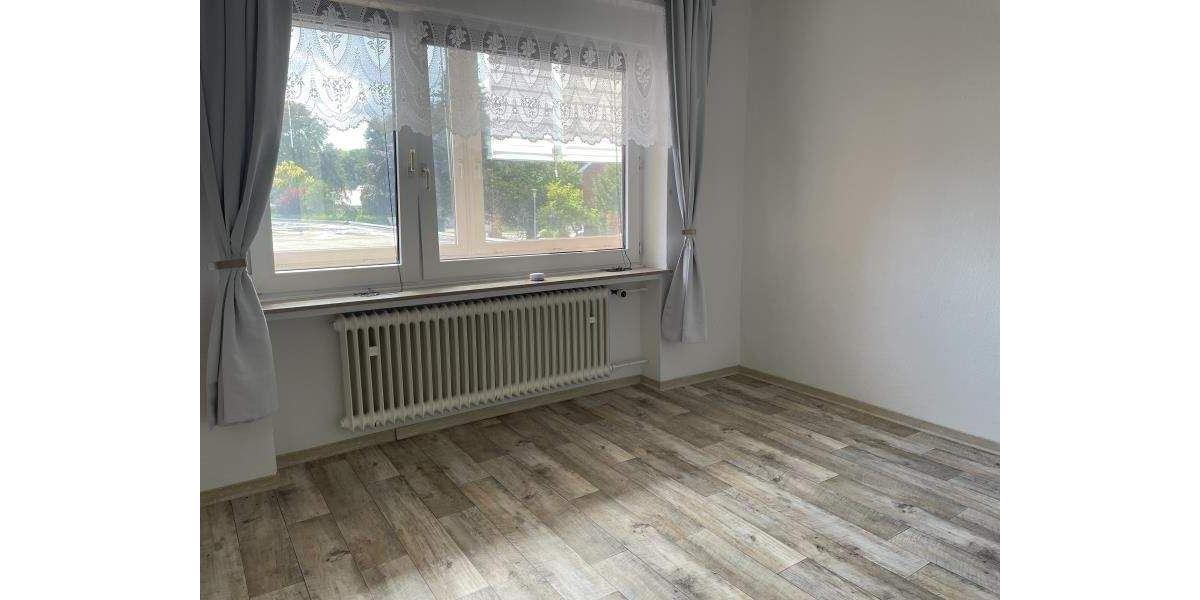 Etagenwohnung Papenburg - 4 Zimmer, 115 m&sup2;, 590&euro; | Angebot:23116934