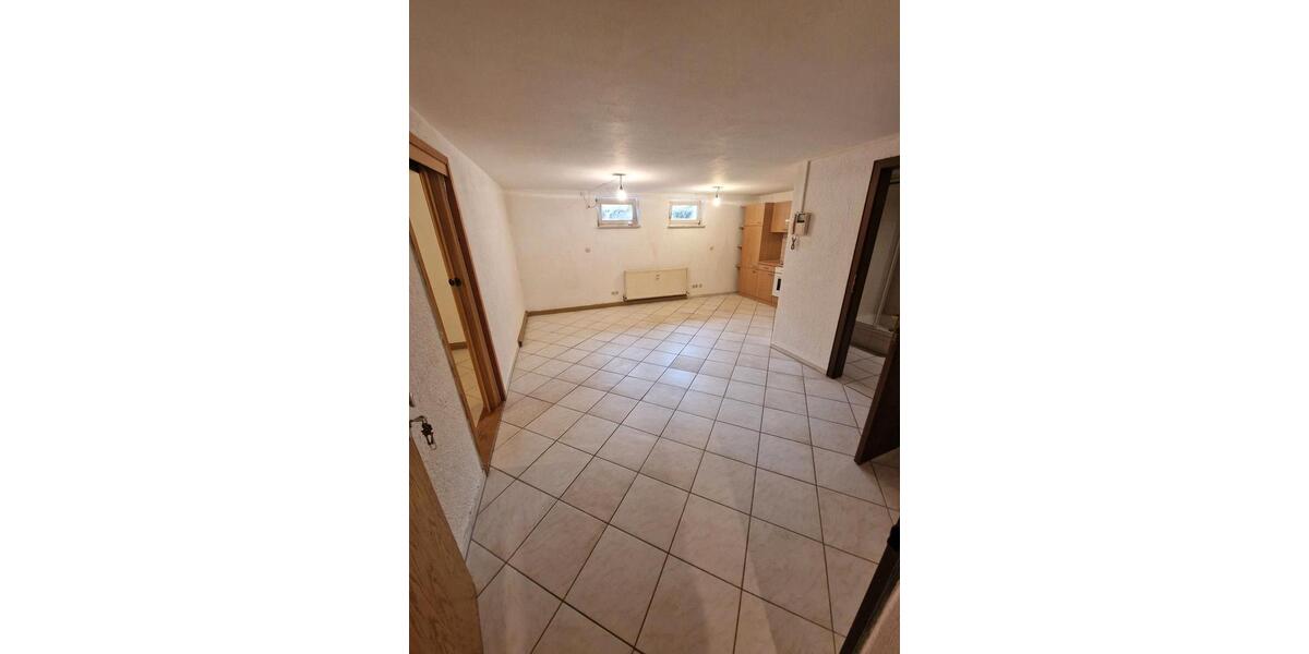 Etagenwohnung Speichersdorf - 2 Zimmer, 48 m&sup2;, 390&euro; | Angebot:24852127