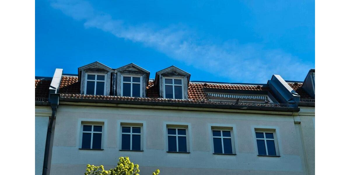 Dachgeschoßwohnung Berlin Neukölln - 3 Zimmer, 88 m&sup2;, 1.075&euro; | Angebot:26395793
