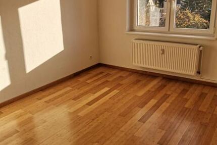 Wohnung Jüterbog - 3 Zimmer, 78 m&sup2;, 734&euro; | Angebot:25914013
