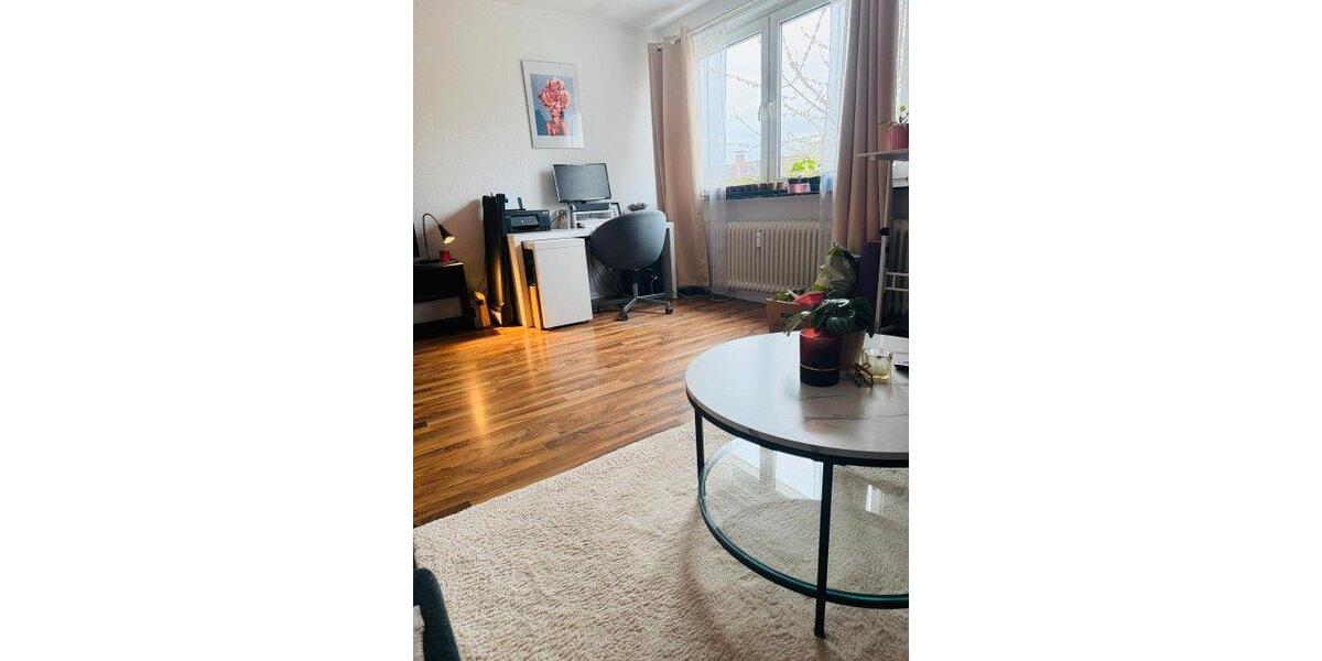 Dachgeschoßwohnung Garbsen Berenbostel - 2.5 Zimmer, 67 m&sup2;, 649&euro; | Angebot:26005637