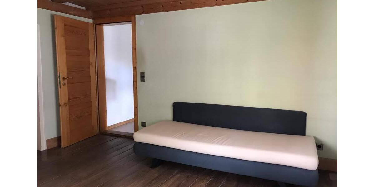 Wohnen auf Zeit Asperg - 1 Zimmer, 16 m&sup2;, 400&euro; | Angebot:25227931