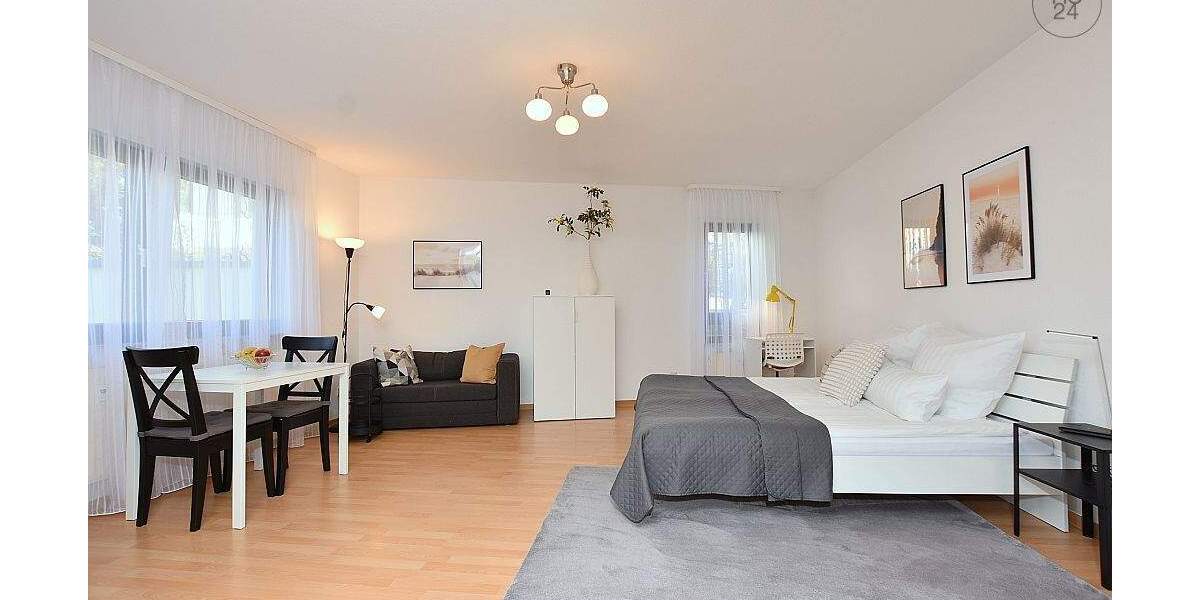 Renovierte und neu möblierte Wohnung mit Terrasse und TG-Stellplatz in Böblingen 1 zimmer