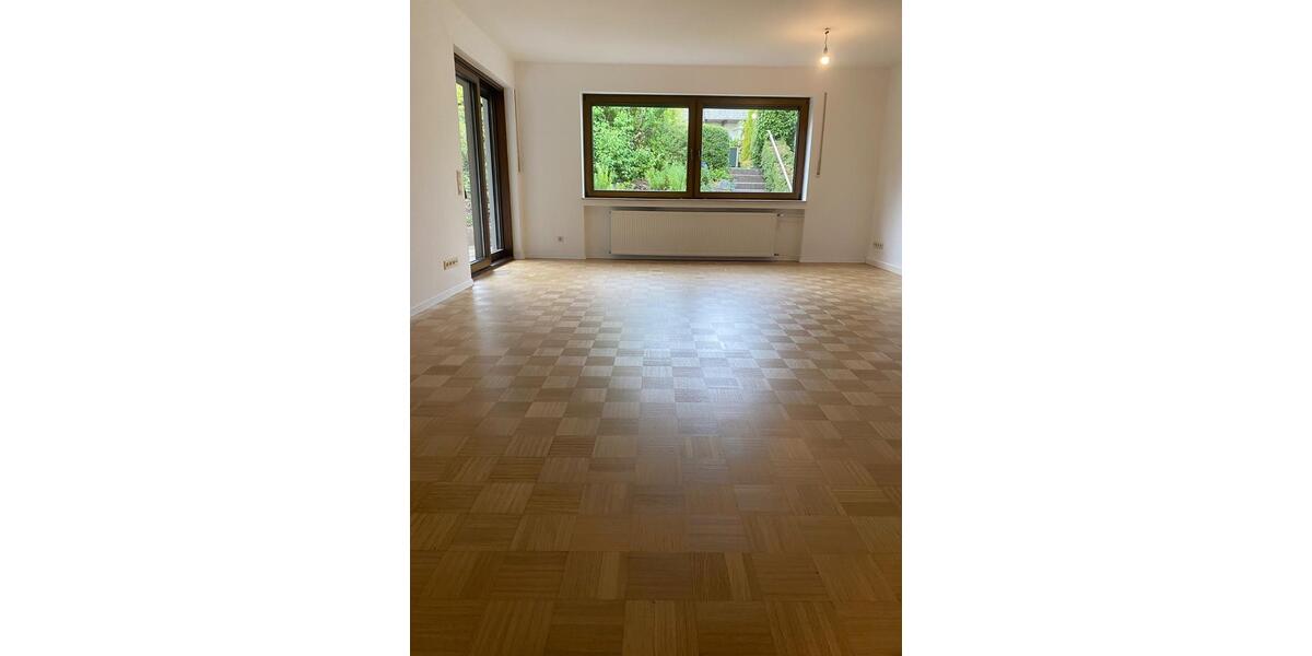 Etagenwohnung Trier Kürenz - 2 Zimmer, 70 m&sup2;, 930&euro; | Angebot:26429805
