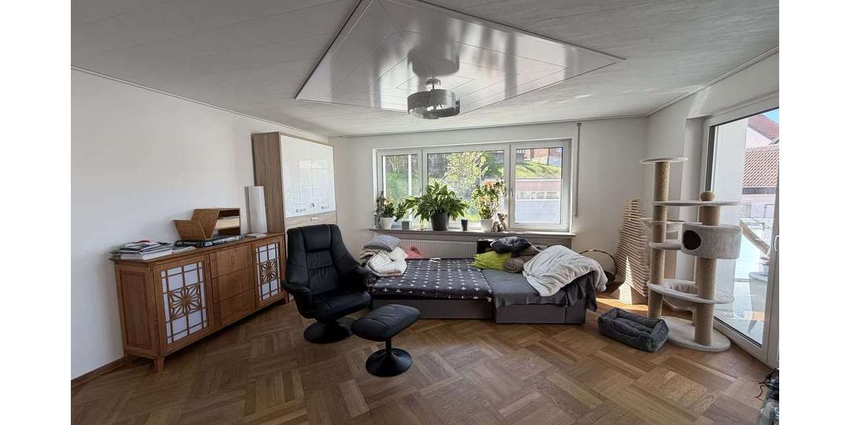 Etagenwohnung Giengen - 3.5 Zimmer, 102 m&sup2;, 1.200&euro; | Angebot:26410872
