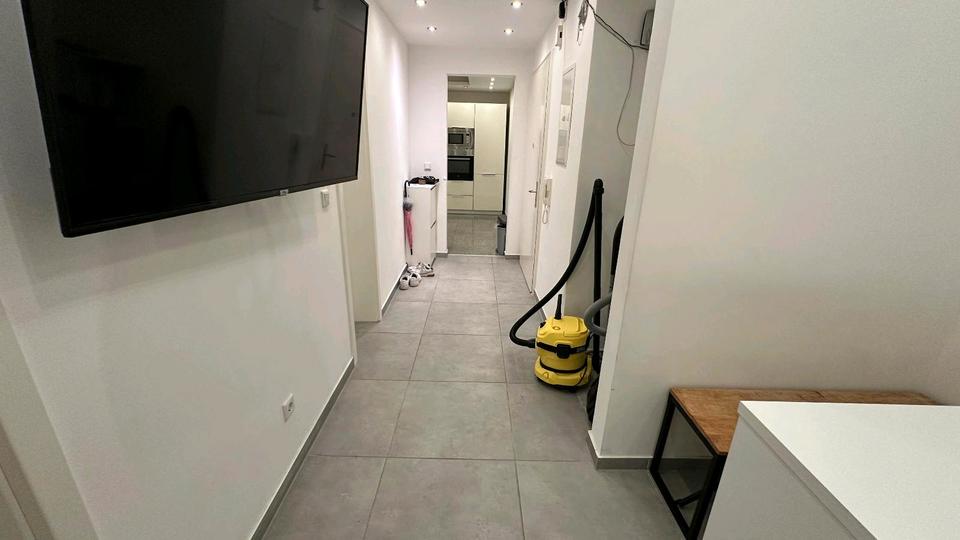 WG Zimmer ab Februar im Nymphenburg 4 zimmer