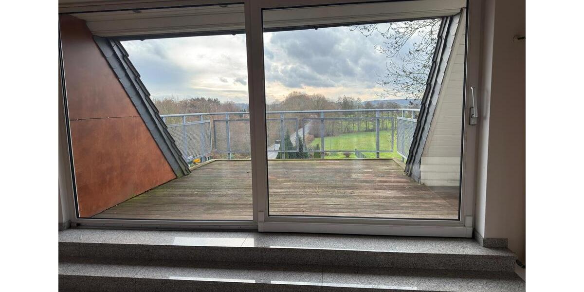 Dachgeschoßwohnung Bünde - 2 Zimmer, 140 m&sup2;, 950&euro; | Angebot:24781973