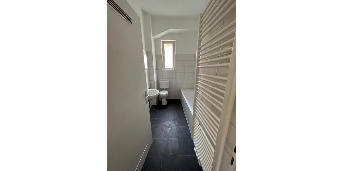 Etagenwohnung Ludwigshafen am Rhein Parkinsel - 2 Zimmer, 60 m&sup2;, 650&euro; | Angebot:25866218