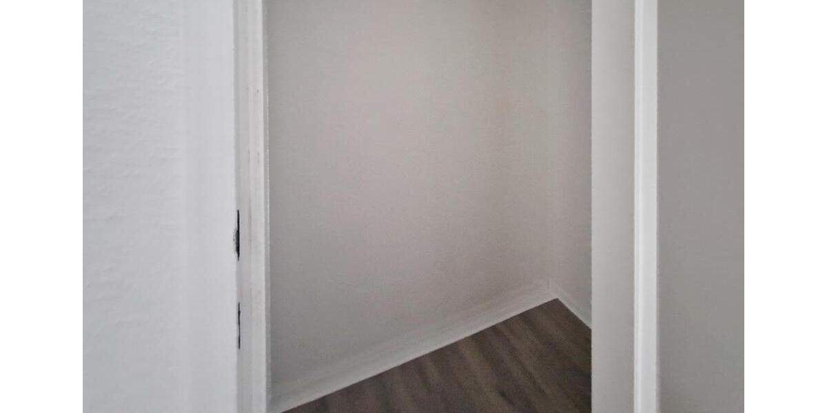 Etagenwohnung Köln Porz - 3 Zimmer, 77 m&sup2;, 905&euro; | Angebot:26636026