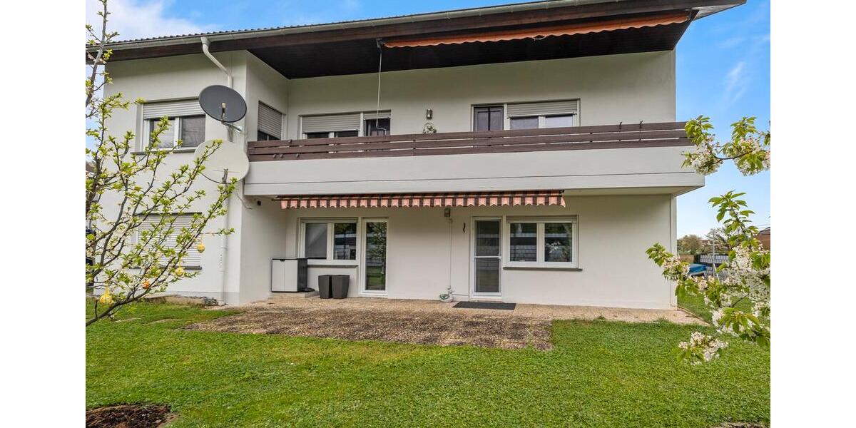 Etagenwohnung Waldshut-Tiengen Tiengen - 4 Zimmer, 108 m&sup2;, 1.100&euro; | Angebot:25403666