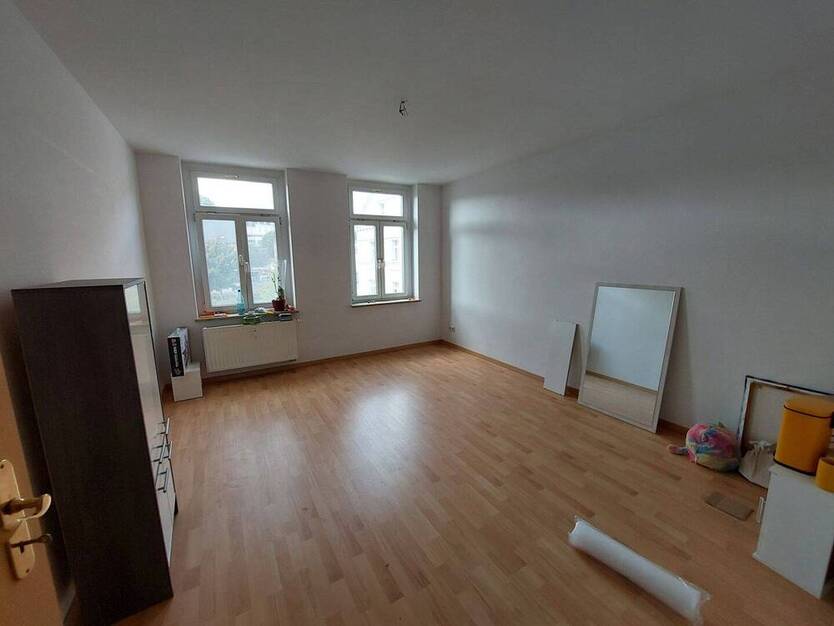 2-Zi.-Whg. mit Tageslichtbad und Balkon am Stadtrand von Hainichen