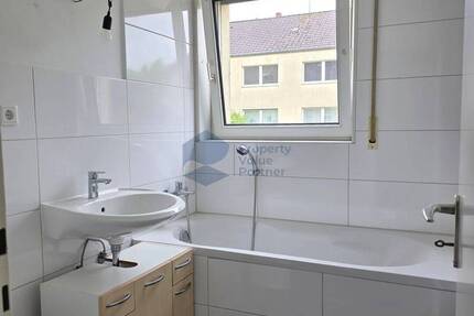 Wohnung Bergen - 3 Zimmer, 61 m&sup2;, 434&euro; | Angebot:26731134