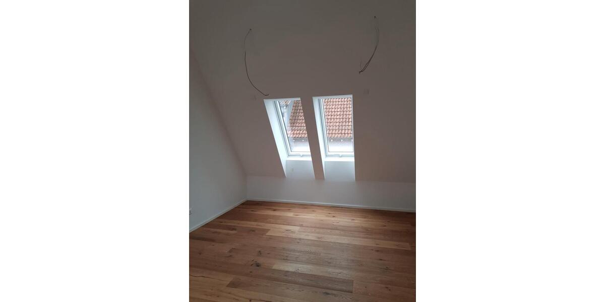 Maisonettenwohnung Schwieberdingen - 4 Zimmer, 140 m&sup2;, 1.899&euro; | Angebot:26047525