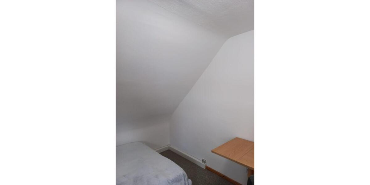 Wohnen auf Zeit Karlsruhe Knielingen - 13 Zimmer, 13 m&sup2;, 445&euro; | Angebot:25370074