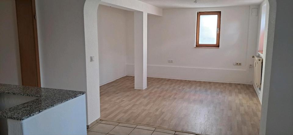 Erdgeschoßwohnung Wörth am Main - 2 Zimmer, 50 m&sup2;, 660&euro; | Angebot:25445177