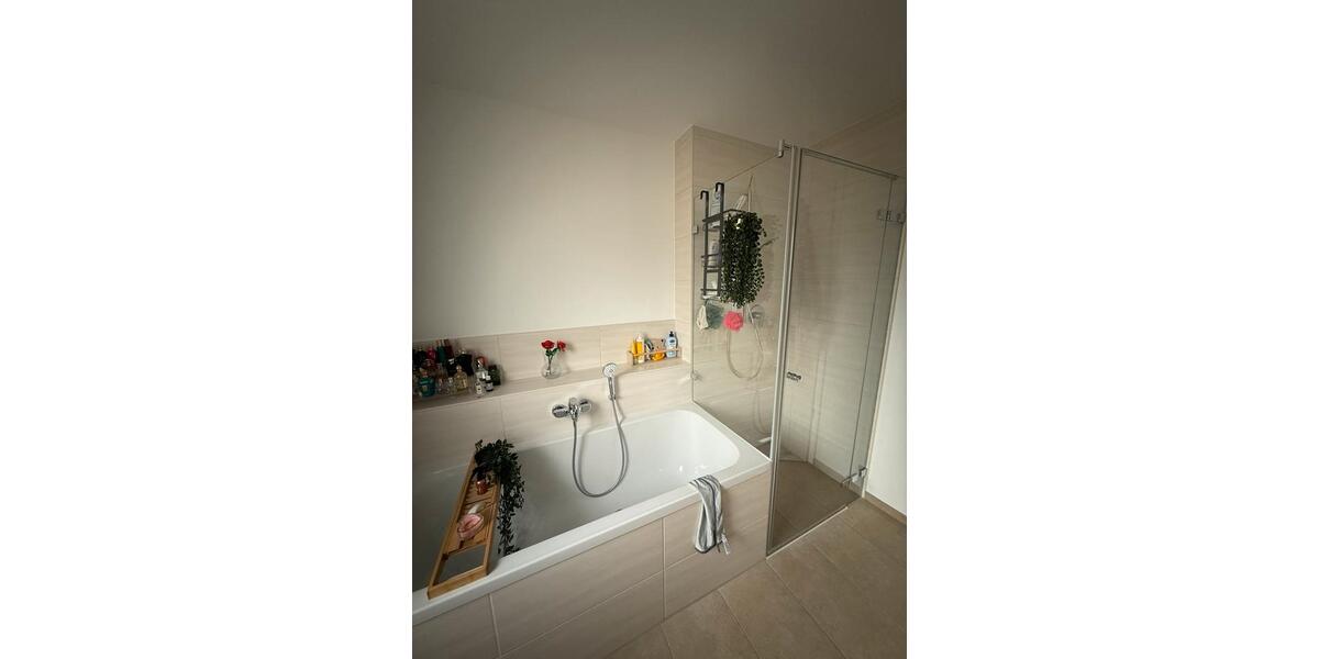 Etagenwohnung Stein - 3 Zimmer, 77 m&sup2;, 1.585&euro; | Angebot:25049286