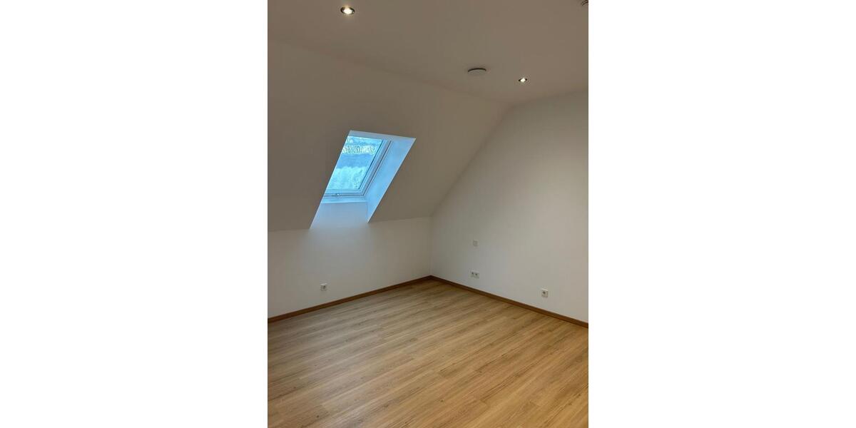 Etagenwohnung Kell am See - 4 Zimmer, 110 m&sup2;, 1.300&euro; | Angebot:26610580