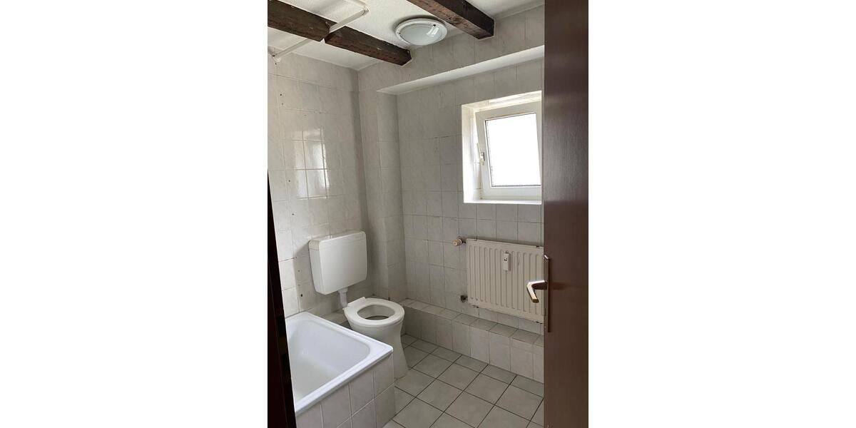 Etagenwohnung Geldern - 3 Zimmer, 81 m&sup2;, 550&euro; | Angebot:25948998