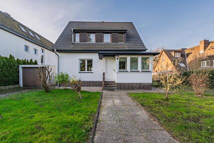 Haus zur Miete in Zehlendorf; befristet auf 3 Jahre 5 zimmer