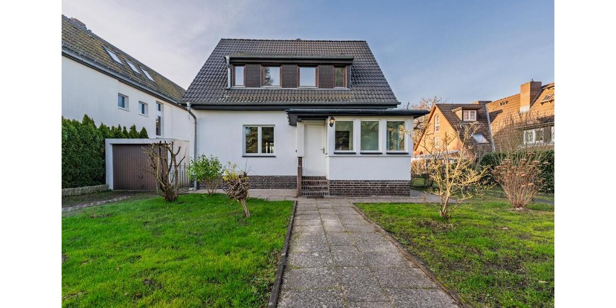 Haus zur Miete in Zehlendorf; befristet auf 3 Jahre 5 zimmer