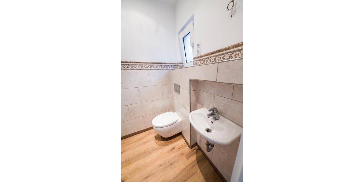 Frisch renovierte 2-Zimmer-Wohnung (50 m²) Erstbezug Erdgeschoss 2 zimmer