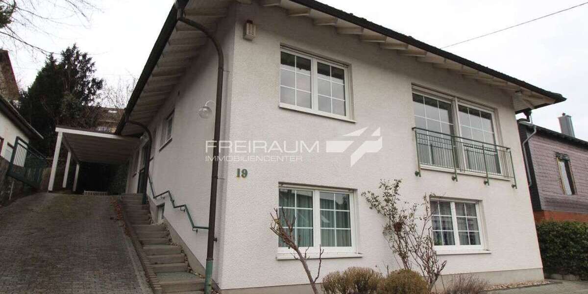 Etagenwohnung Siegen Kaan-Marienborn - 2 Zimmer, 105 m&sup2;, 890&euro; | Angebot:27213429