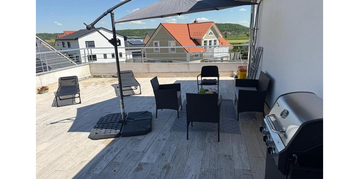 Etagenwohnung Dombühl - 4 Zimmer, 130 m&sup2;, 1.100&euro; | Angebot:26024623