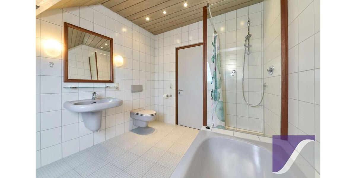 Dachgeschoßwohnung Bernkastel-Kues Kues - 5 Zimmer, 162 m&sup2;, 995&euro; | Angebot:24738200