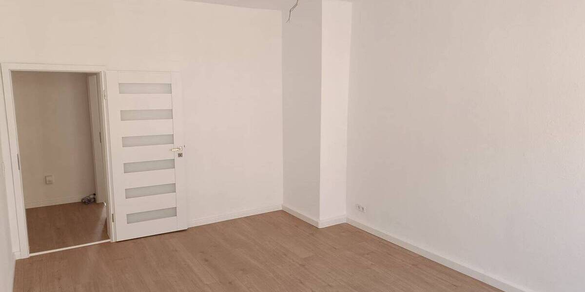 Zimmer Chemnitz Bernsdorf - 2 Zimmer, 55 m&sup2;, 295&euro; | Angebot:26291335