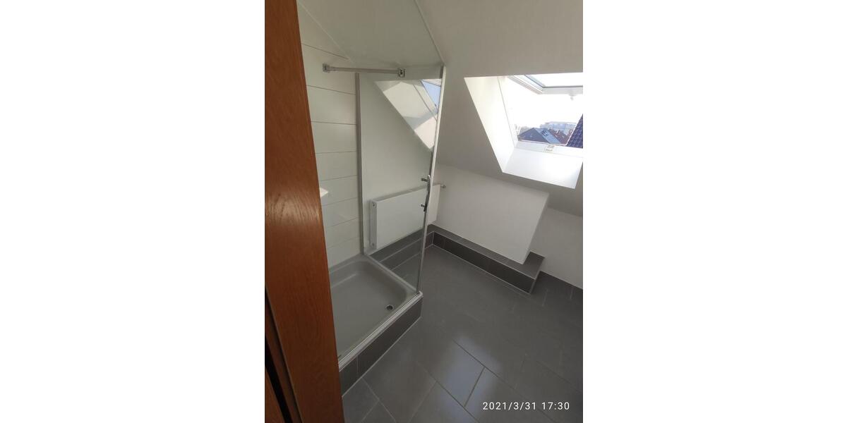 Dachgeschoßwohnung Kahl am Main - 2 Zimmer, 60 m&sup2;, 700&euro; | Angebot:24826309