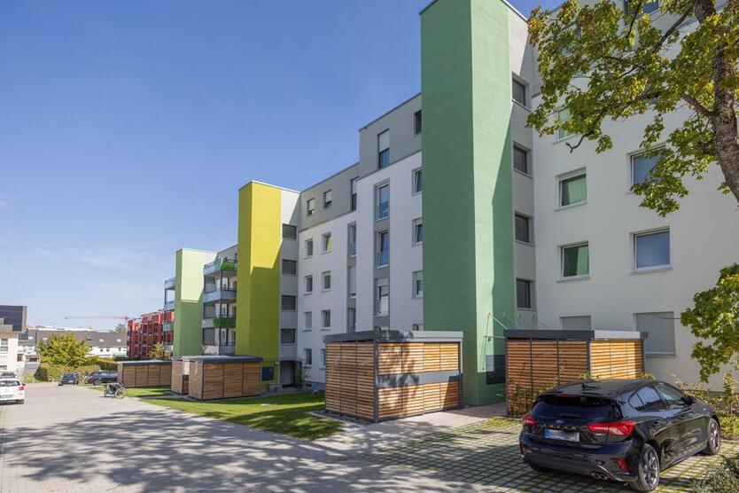 Exklusives Wohnvergnügen: Modernisierte 3-Zimmer-Oase mit Balkon in begehrter Stadtlage!