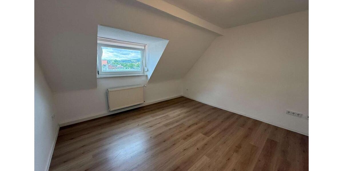 Dachgeschoßwohnung Gelnhausen - 3 Zimmer, 62 m&sup2;, 720&euro; | Angebot:24395400