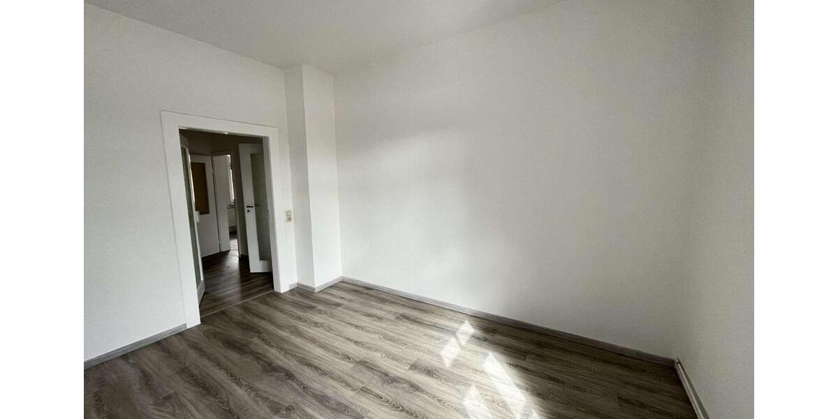 Erdgeschoßwohnung Hainichen - 2 Zimmer, 49 m&sup2;, 290&euro; | Angebot:22550493