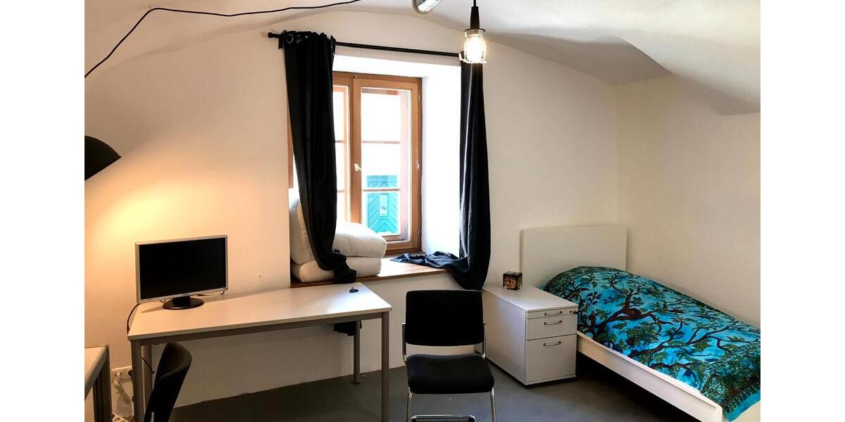 Etagenwohnung Passau Mühltal - 5 Zimmer, 170 m&sup2;, 1.450&euro; | Angebot:26619203