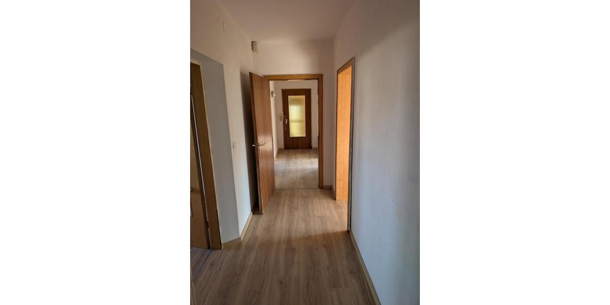 Etagenwohnung Frankenberg (Eder) - 4 Zimmer, 120 m&sup2;, 850&euro; | Angebot:25837986