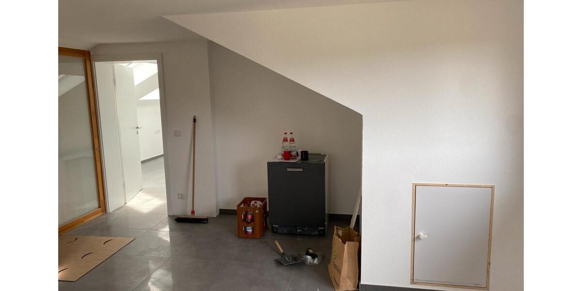 Dachgeschoßwohnung Schwäbisch Gmünd Bargau - 2 Zimmer, 90 m&sup2;, 1.200&euro; | Angebot:26039078