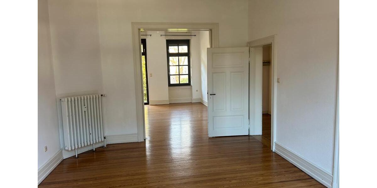 Etagenwohnung Saarbrücken St. Arnual - 3 Zimmer, 80 m&sup2;, 900&euro; | Angebot:25342844