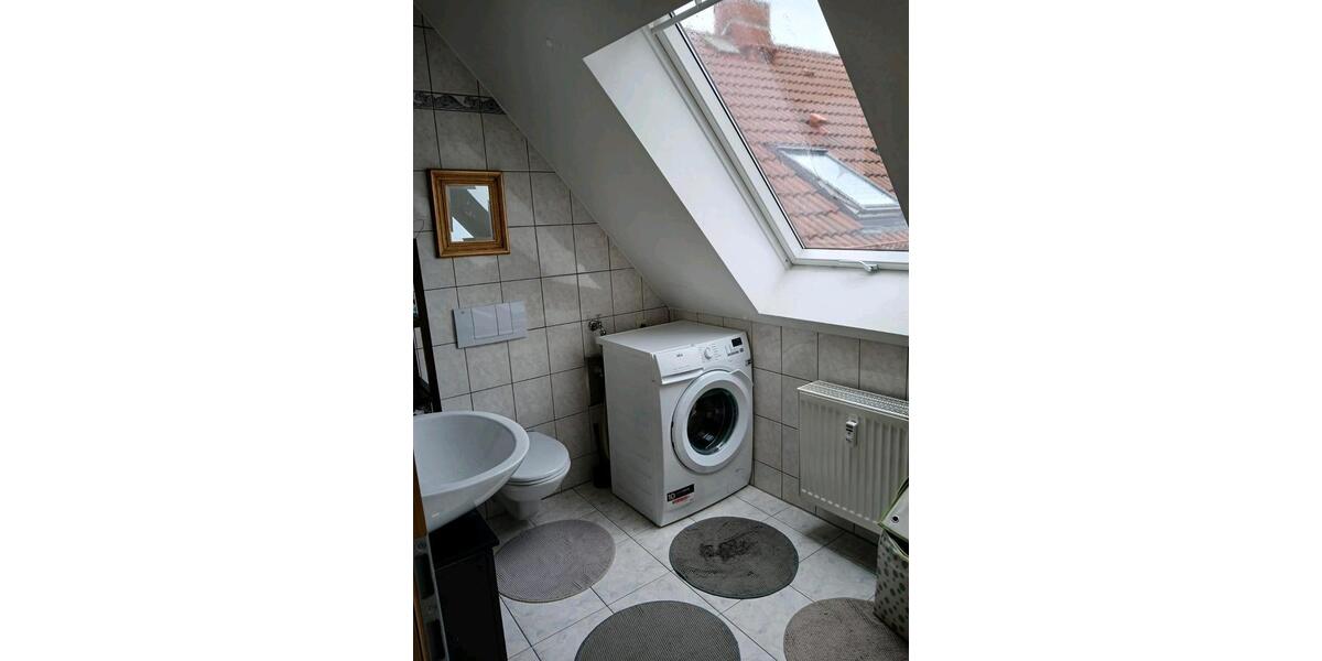 Dachgeschoßwohnung Erfurt - 3 Zimmer, 75 m&sup2;, 750&euro; | Angebot:26561387