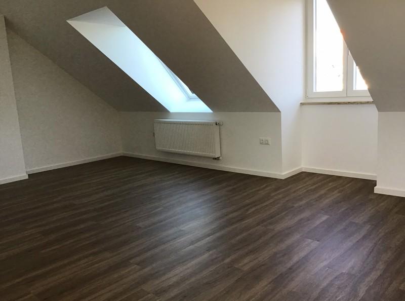 Dachgeschoßwohnung Dachau - 3 Zimmer, 88 m&sup2;, 1.636&euro; | Angebot:25996661