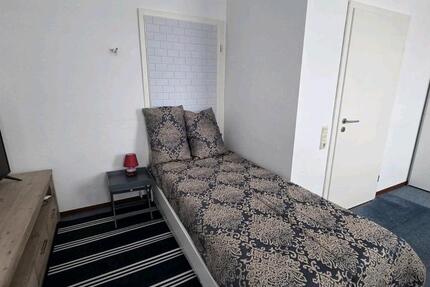 Wohnen auf Zeit Bonn Hardtberg - 1 Zimmer, 28 m&sup2;, 80&euro; | Angebot:25338133