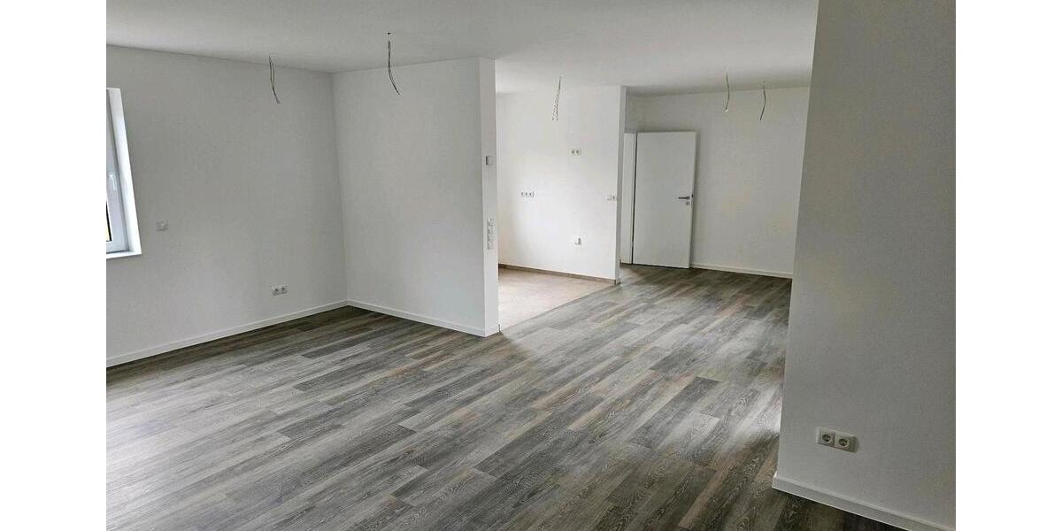Erdgeschoßwohnung Löningen - 3 Zimmer, 94 m&sup2;, 1.145&euro; | Angebot:26415008